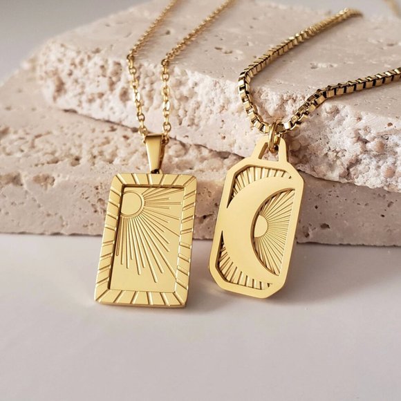 Sun Pendant Necklace 18K Gold Plated - Picture 3 of 9